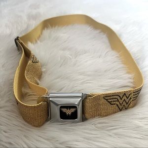 🚚 MOVING & NEED GONE! Wonder Woman Belt